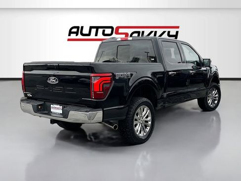 Used 2025 Ford F150 Lariat w/ Equipment Group 502A High image 7