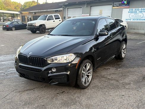 Used 2018 BMW X6 sDrive35i image 1