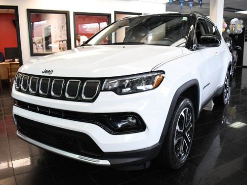 Used 2022 Jeep Compass Limited AWD/4WD image 1