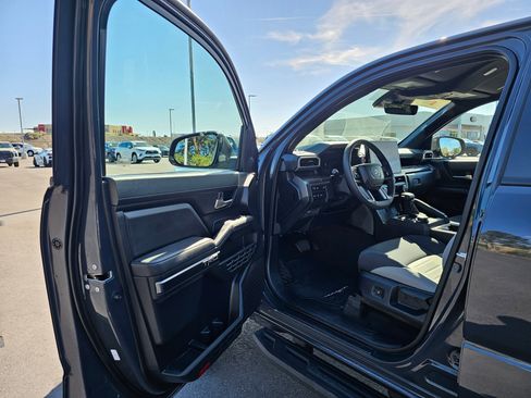 Used 2024 Toyota Tacoma TRD Off-Road image 48