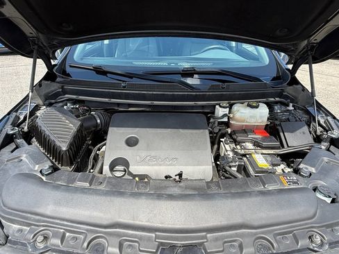 Used 2018 Buick Enclave Essence w/ Trailering Package FWD image 31