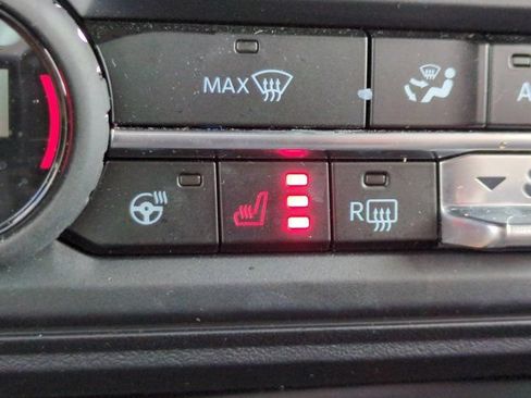 Used 2024 Ford Bronco Wildtrak AWD/4WD image 25