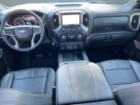 Used 2023 Chevrolet Silverado 3500 High Country image 16