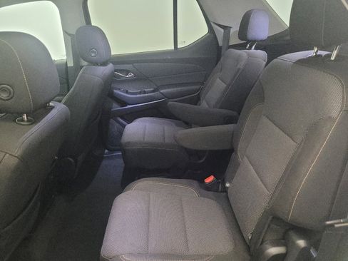 Used 2019 Chevrolet Traverse LT w/ LPO, Floor Liner Package AWD/4WD image 18