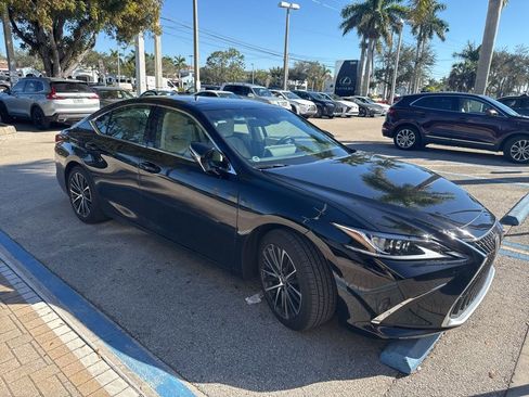 Certified 2023 Lexus ES 350 w/ Premium Package image 1