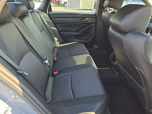 Used 2021 Honda Accord Sport image 31