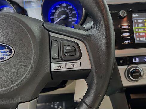 Used 2016 Subaru Outback 2.5i Premium image 20