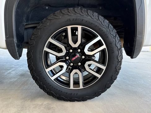 Used 2021 GMC Sierra 1500 AT4 AWD/4WD image 25