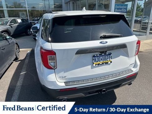 Used 2023 Ford Explorer XLT w/ Equipment Group 202A AWD/4WD image 8