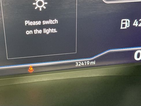 Used 2023 Volkswagen Atlas SE image 12