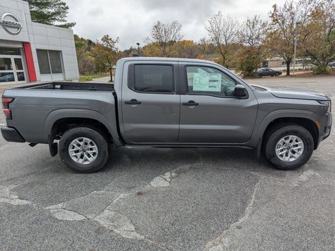 New 2026 Nissan Frontier S image 8