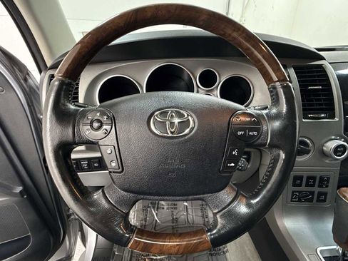 Used 2010 Toyota Sequoia Platinum image 16