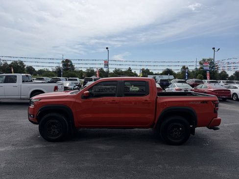 Used 2025 Nissan Frontier PRO-4X w/ Interior Protection Package AWD/4WD image 8