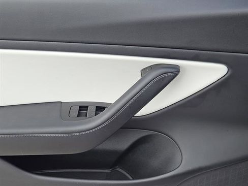 Used 2020 Tesla Model 3 Long Range image 15