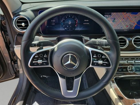 Used 2020 Mercedes-Benz E 350 Sedan image 20