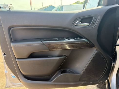 Used 2015 GMC Canyon SLT AWD/4WD image 13