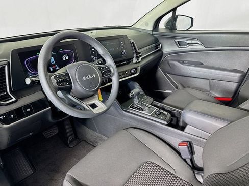 Certified 2023 Kia Sportage LX AWD/4WD image 9
