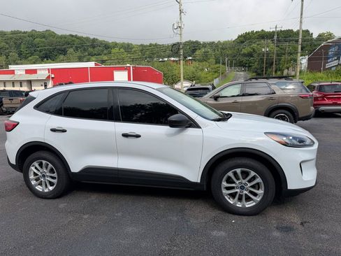 Used 2022 Ford Escape S AWD/4WD image 4