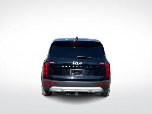 Used 2022 Kia Telluride LX image 7