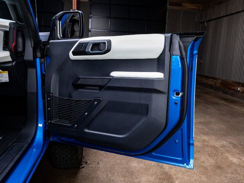 Used 2026 Ford Bronco Heritage Edition AWD/4WD image 34