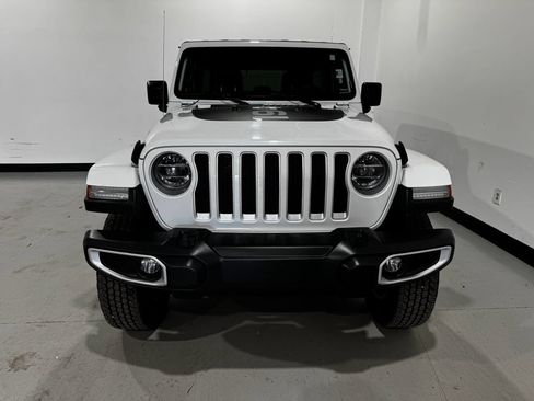 Used 2020 Jeep Wrangler Unlimited Sahara w/ Dual Top Group AWD/4WD image 9