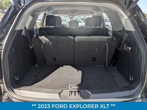 Certified 2023 Ford Explorer XLT image 30