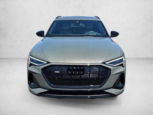 Used 2023 Audi e-tron Chronos w/ Chronos Package AWD/4WD image 2