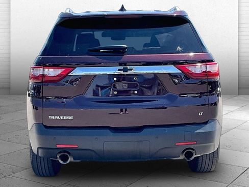 Used 2018 Chevrolet Traverse LT FWD image 3