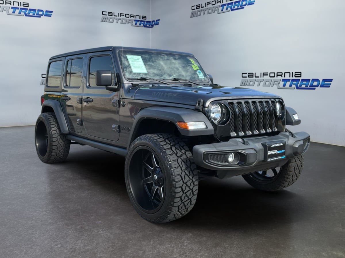 Used 2021 Jeep Wrangler Unlimited Sport AWD/4WD image 3