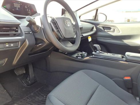 New 2026 Toyota Prius LE AWD/4WD image 13