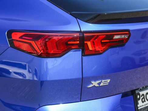 New 2026 BMW X2 xDrive28i w/ Technology Package AWD/4WD image 7