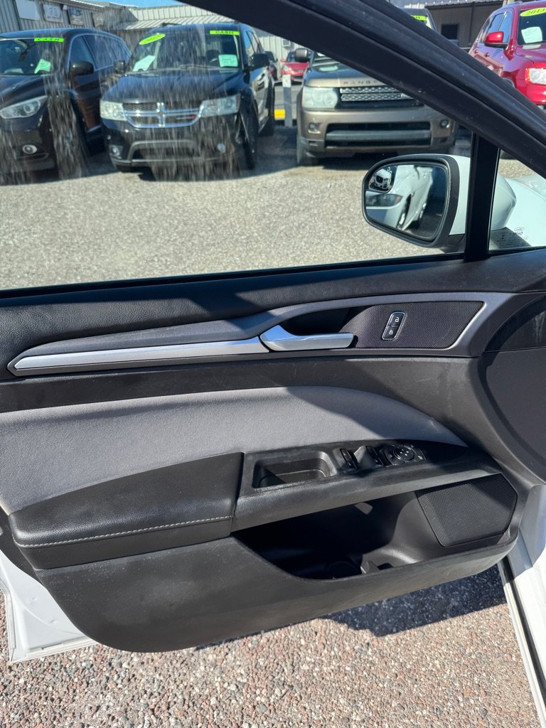 Used 2016 Ford Fusion S w/ Equipment Group 101A FWD image 14