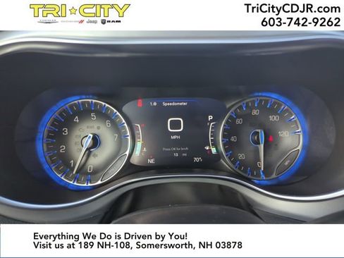 New 2026 Chrysler Pacifica Limited w/ S Appearance Package image 25