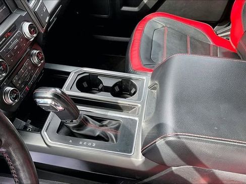 Used 2018 Ford F150 Lariat w/ Equipment Group 502A Luxury image 19