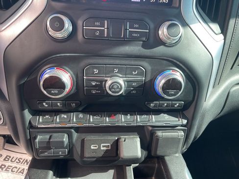 Used 2019 GMC Sierra 1500 SLT image 42