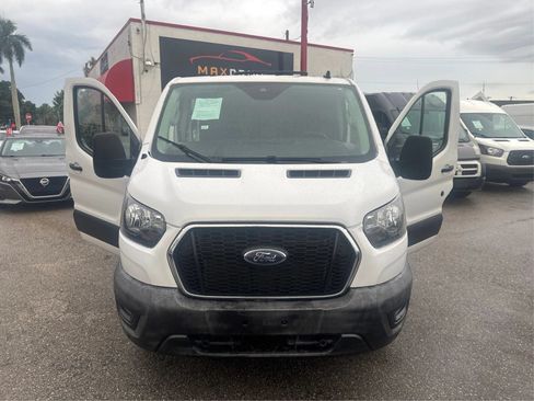 Used 2023 Ford Transit 250 Low Roof w/ Exterior Upgrade Package RWD image 22
