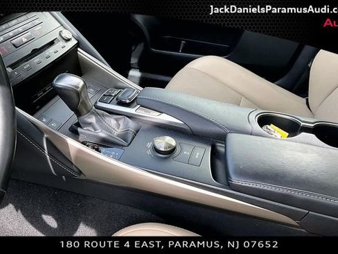 Used 2018 Lexus IS 300 300 w/ Premium Package image 12