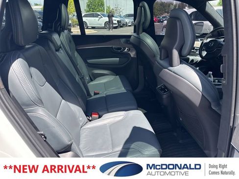 Used 2021 Volvo XC90 T6 Inscription w/ Lounge Package AWD/4WD image 8