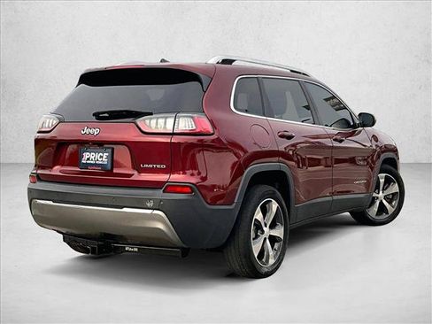 Used 2019 Jeep Cherokee Limited FWD image 2