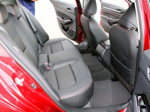 Used 2023 Nissan Altima 2.5 SR image 15