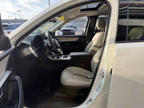 Used 2024 MAZDA CX-90 Plug-In Hybrid w/ Preferred image 32