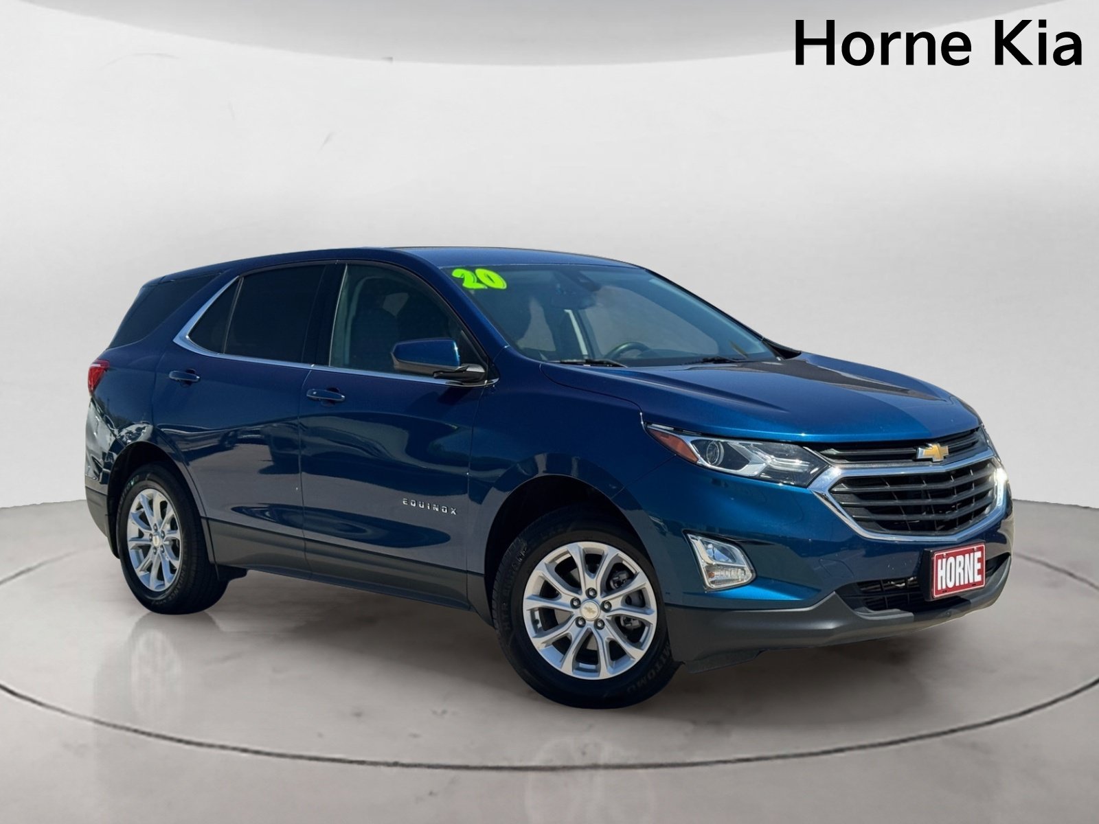 Used 2020 Chevrolet Equinox LT AWD/4WD image 2