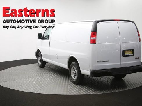 Used 2022 GMC Savana 2500 RWD image 58