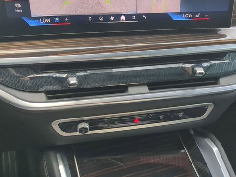 Used 2026 BMW X6 xDrive40i image 17