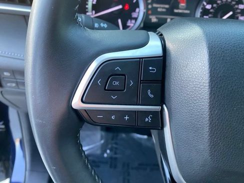 Used 2022 Toyota Highlander XSE AWD/4WD image 21