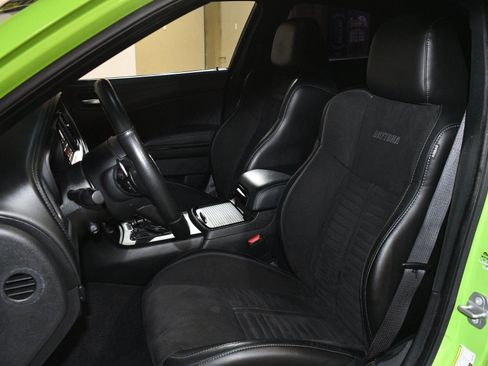 Used 2023 Dodge Charger Scat Pack w/ Daytona Edition Group RWD image 7