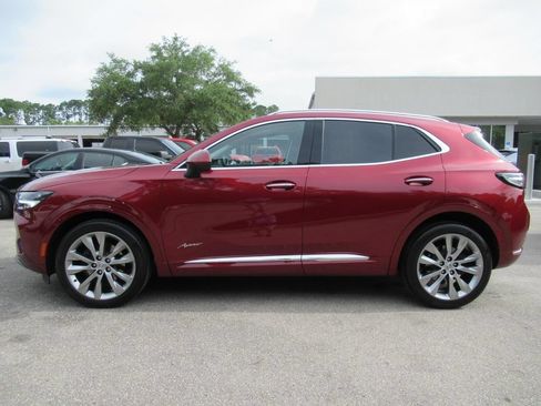 Used 2023 Buick Envision Avenir FWD image 4
