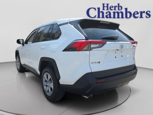 Used 2023 Toyota RAV4 LE AWD/4WD image 3