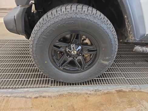 Used 2021 Jeep Wrangler Unlimited Sport S image 23