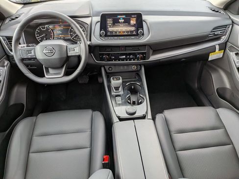 New 2026 Nissan Rogue SV AWD/4WD image 21